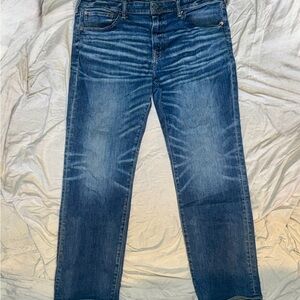 American Eagle Outfitters Men’s Slim-Straight Washed Blue Jeans